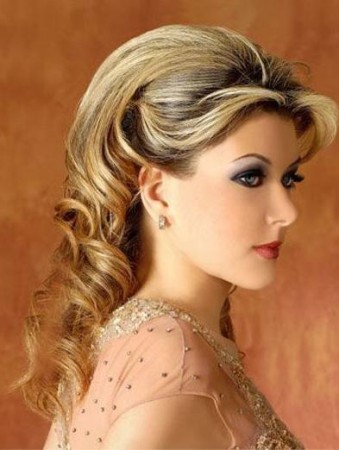 12. Výstižný spoločenský účes